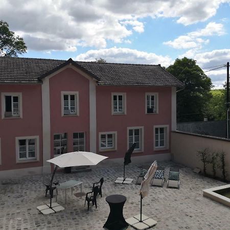 Hotel Les 7 Sources LʼIsle-Adam Esterno foto