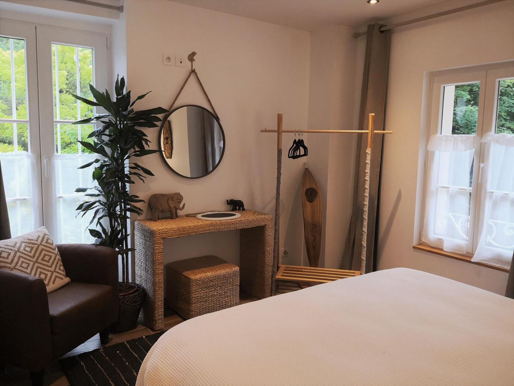 Hotel Les 7 Sources LʼIsle-Adam Camera foto